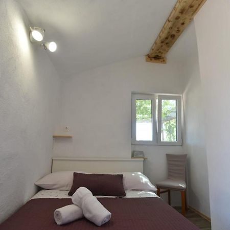 Cottage Rugonj Stari Grad  Luaran gambar